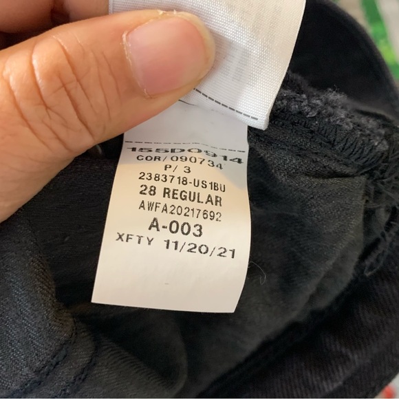 Abercrombie Fitch black 90s straight ultra high rise distressed jeans size 28 - Picture 6 of 10